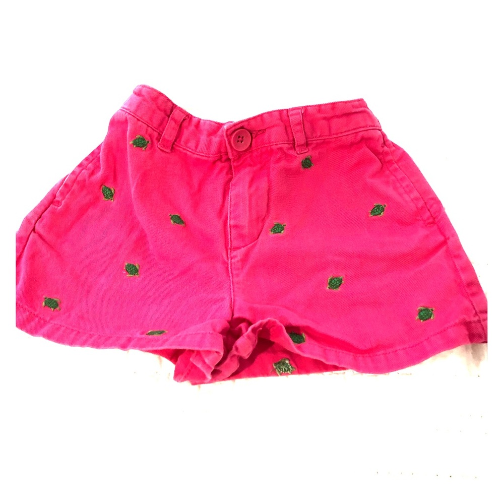 Pink shorts with embroidered turtle detail